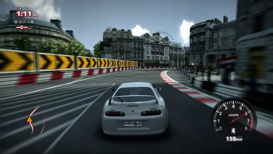 Gears of War / Project Gotham Racing 4 screenshot