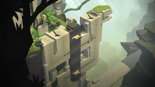 Lara Croft GO screenshot