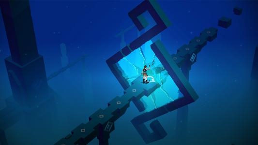 Lara Croft GO screenshot