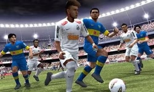 Pro Evolution Soccer 2013 3D screenshot